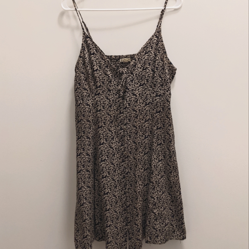 5/$20 💕 American Eagle Outfitters Button Front Spaghetti Strap Dress